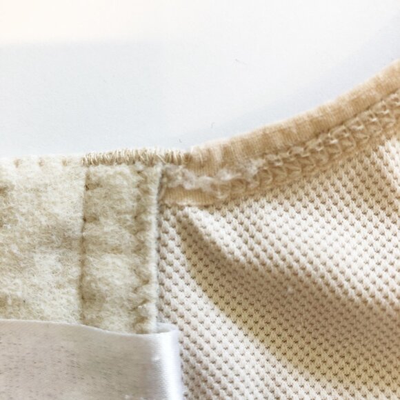 WACOAL Simone Sport High Impact Underwire Sports Bra Beige Womens 40F - Picture 5 of 7